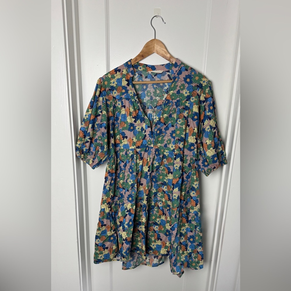 By Together Blue and Orange Floral Top